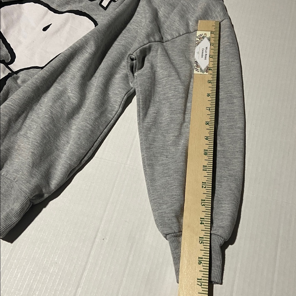 Snoopy Sweatshirt Peanuts licensed product - Picture 8 of 8